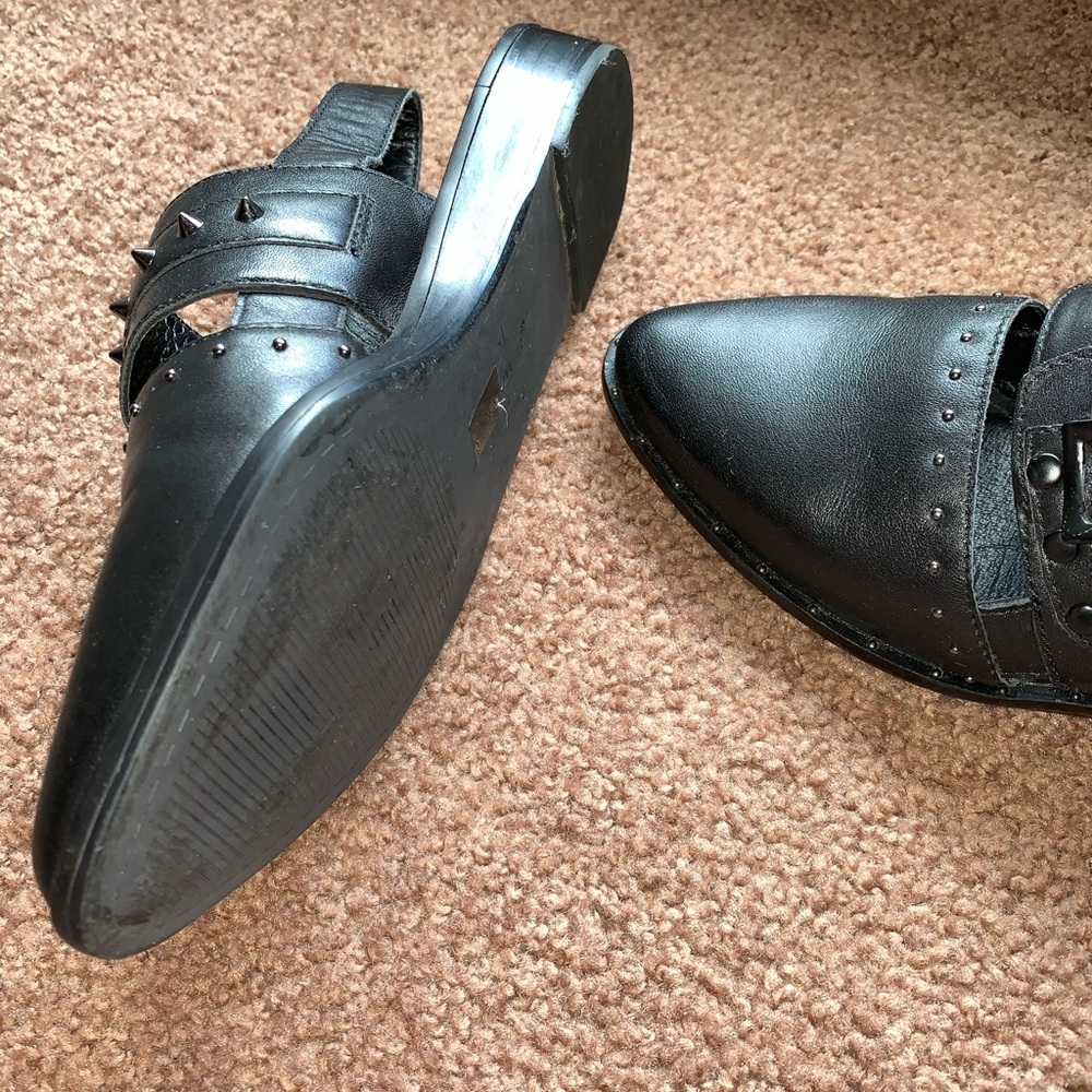 Sandals - Picture 4 of 6